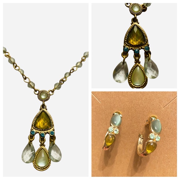 1928 Peridot and Sage Green Victorian Style Necklace w Matching Hoop Earrings - Picture 1 of 6